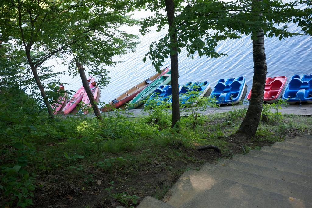 Plymouth Rock Camping Resort Deluxe Cottage Elkhart Lake Ngoại thất bức ảnh